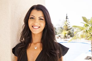 All Internal invite you to explore free photos featuring Vivien Bell in sex scene with dude